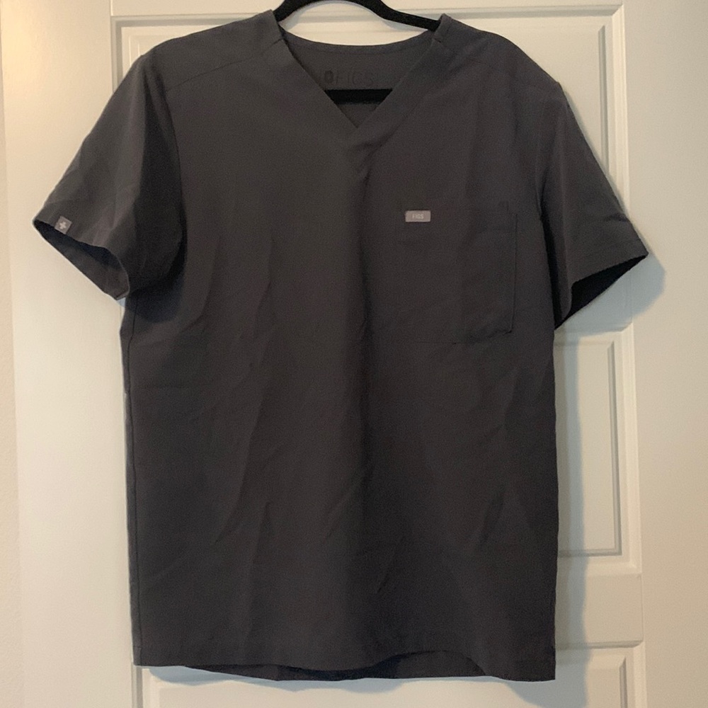 Like new Figs scrub top.